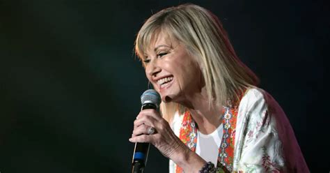 Olivia Newton-John Recent に対する画像結果