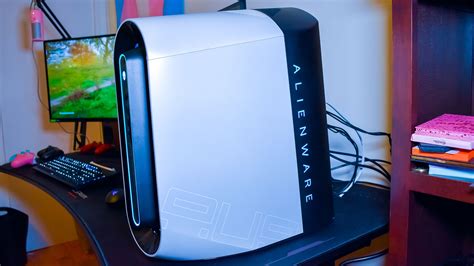 Alienware R11 Color Change に対する画像結果