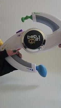 Bop It XT Extreme Handheld Electronic Hasbro 2010 Game