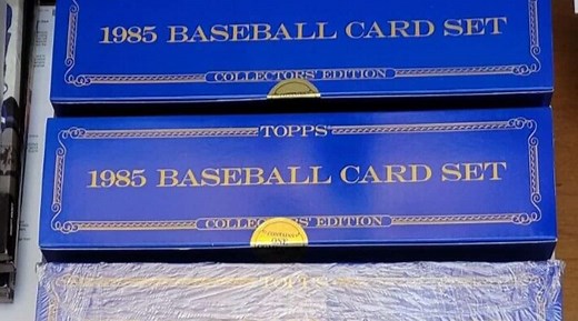 Topps Tiffany Baseball Cards And How To Tell The Difference Between Regular Sets - Cardlines