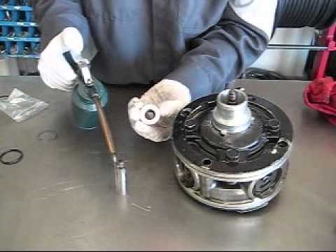 GM R4 Compressor Reseal