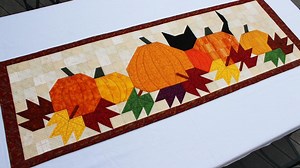 Pumpkat Patch Table Runner, Cat With Pumpkins, Fall Leaves Table Decoration, Easy Quilt Pattern - Etsy