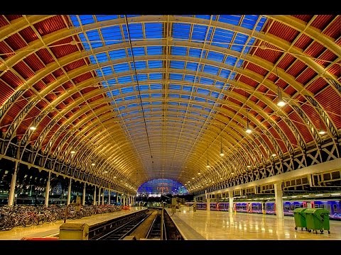 A Walk Around London's Paddington Railway Station
