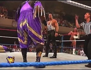 On this day in wrestling history The British Bulldog turns heel on Raw 8/21/95 @thebritishbulldogwwe | The British Bulldog