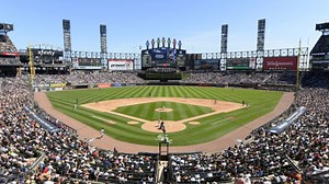 Cubs and White Sox fans brawl in stands in Chicago crosstown series (Video)