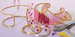 Wire Wrapping 101: Wire Wrapping Tips for Jewelry Making