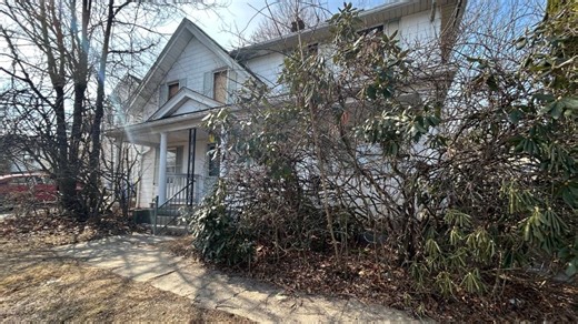 Judge allows Waterbury woman accused of holding stepson captive to return to her home